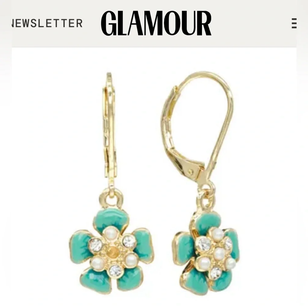 Lauren Conrad winter‎ wonderland flower power earrings
